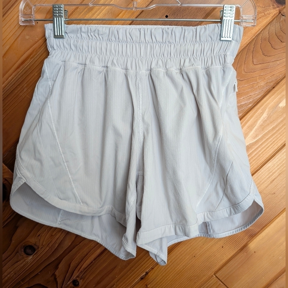 Lululemon Athletica Track That High-Rise Shorts Size 2 - Picture 2 of 7